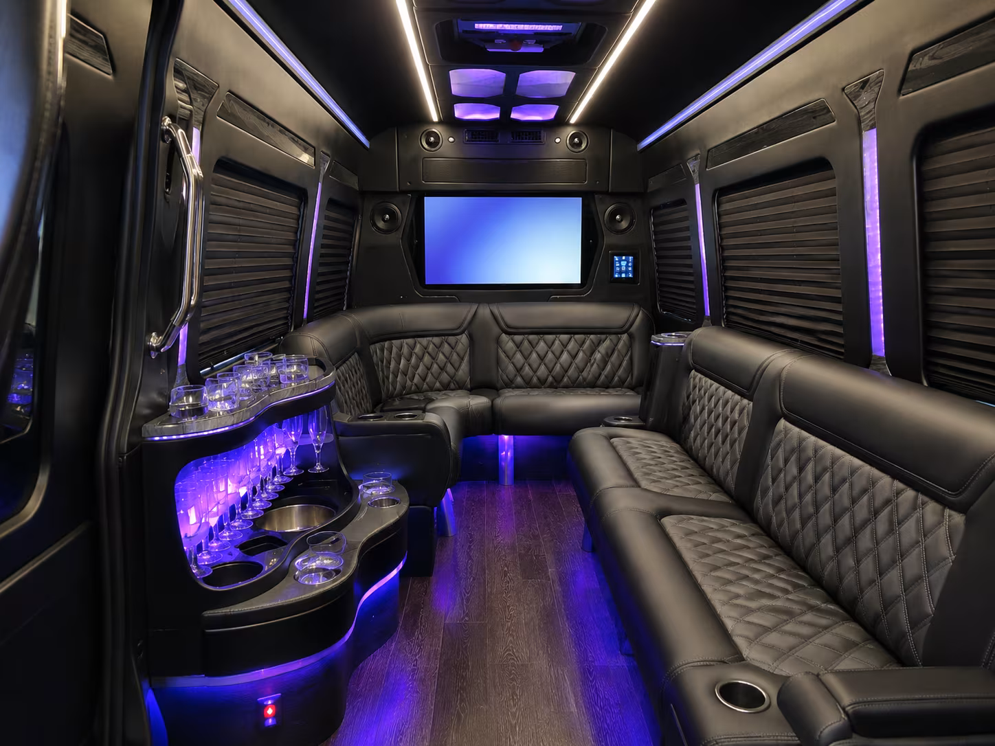 quincy 20 passenger party bus inside